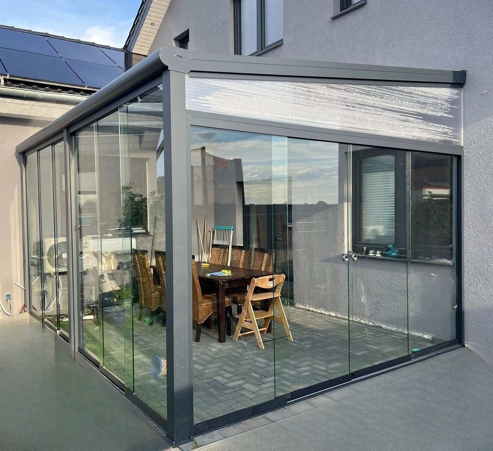 DELUXE Jubiläums Sommergarten Glasschiebewand